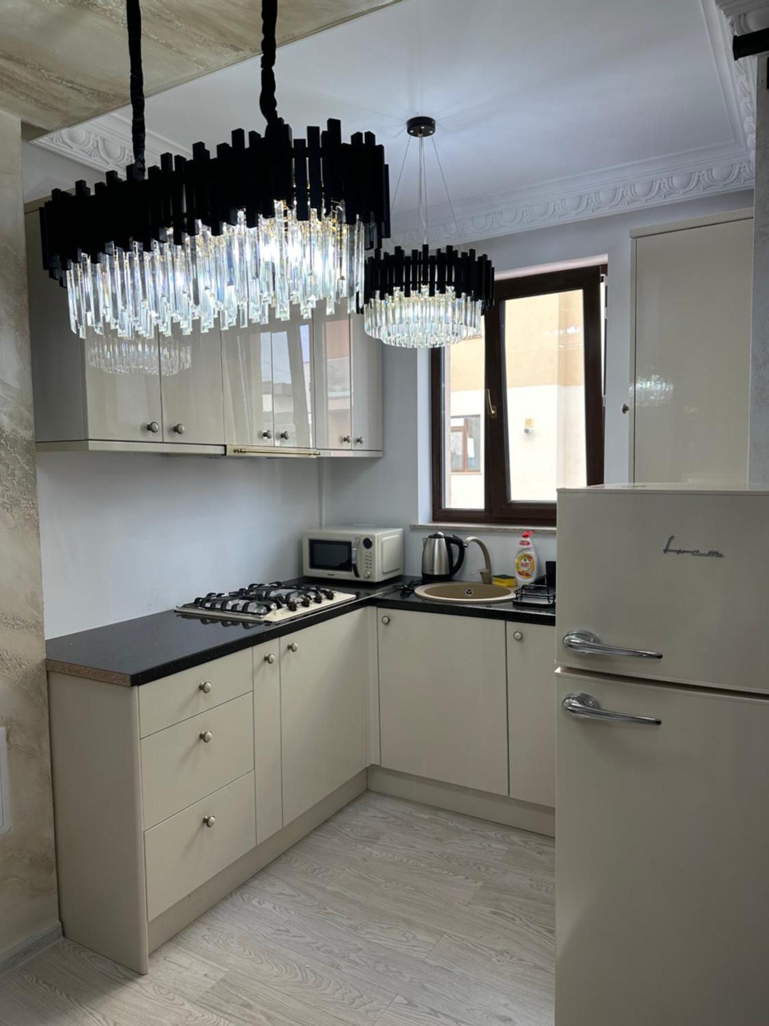 Apartament Simoni Ploiesti Bagian luar foto