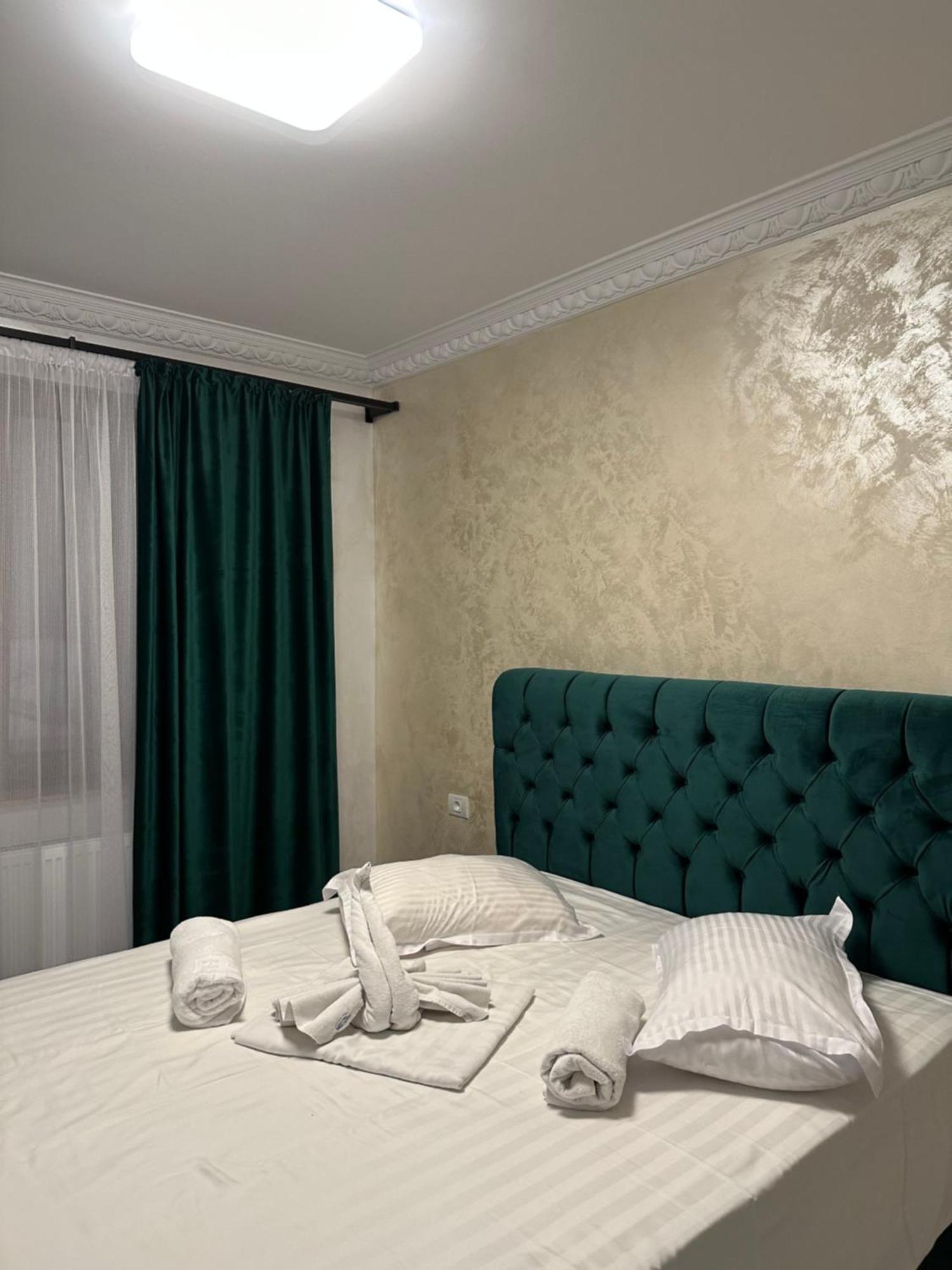 Apartament Simoni Ploiesti Bagian luar foto