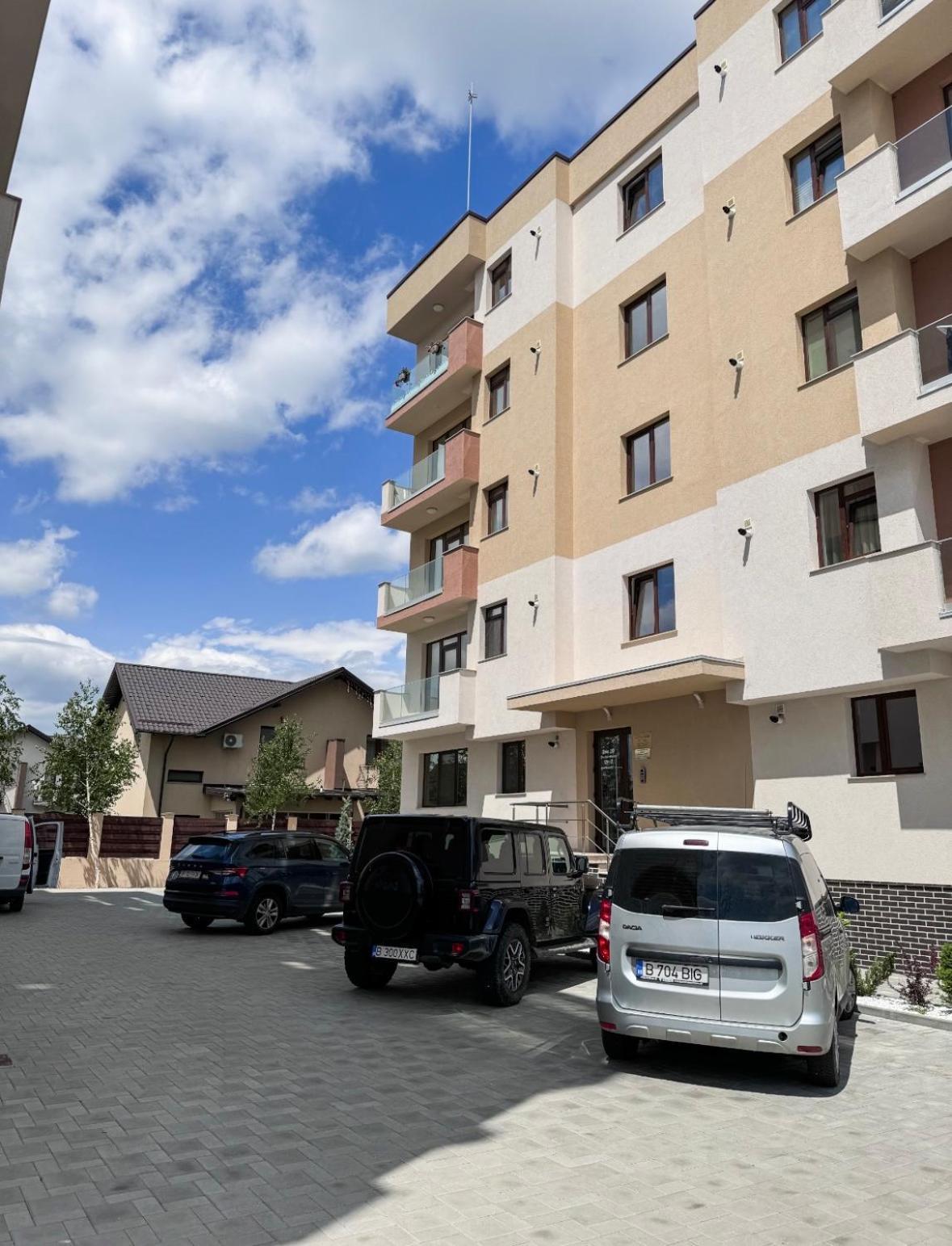 Apartament Simoni Ploiesti Bagian luar foto