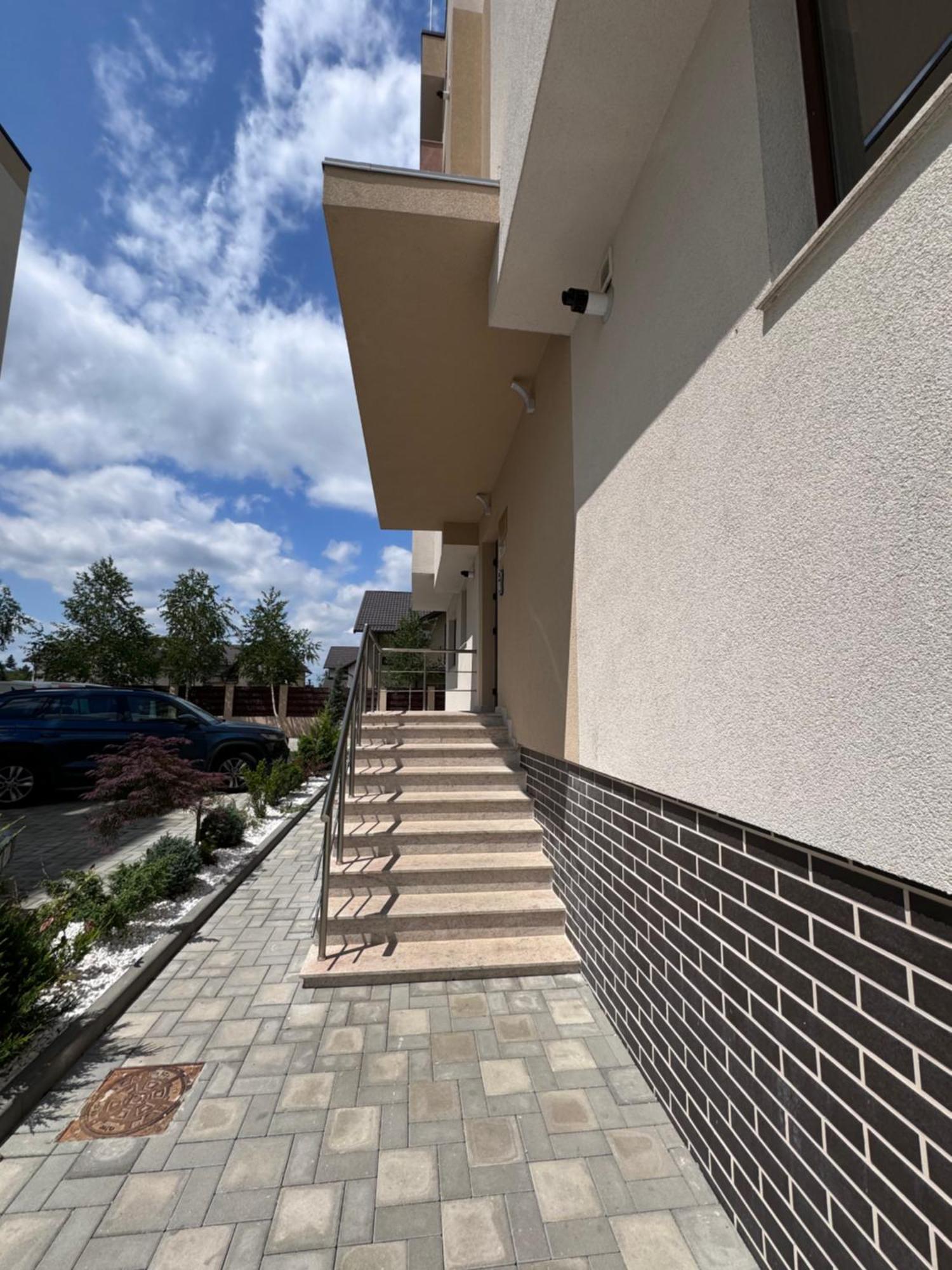 Apartament Simoni Ploiesti Bagian luar foto